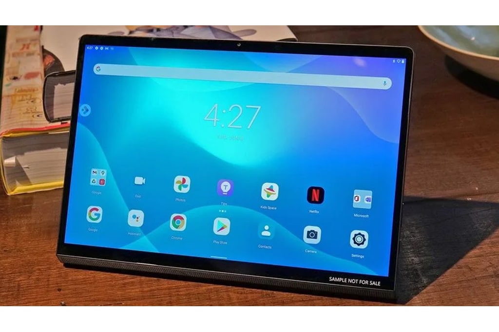 New-Lenovo-Android-Tablet-Able-To-Transform-Into-A-Portable-Monitor