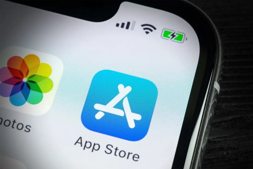 Apple-App-Store-Is-Far-From-Safe-Massive-Scam-Discovered